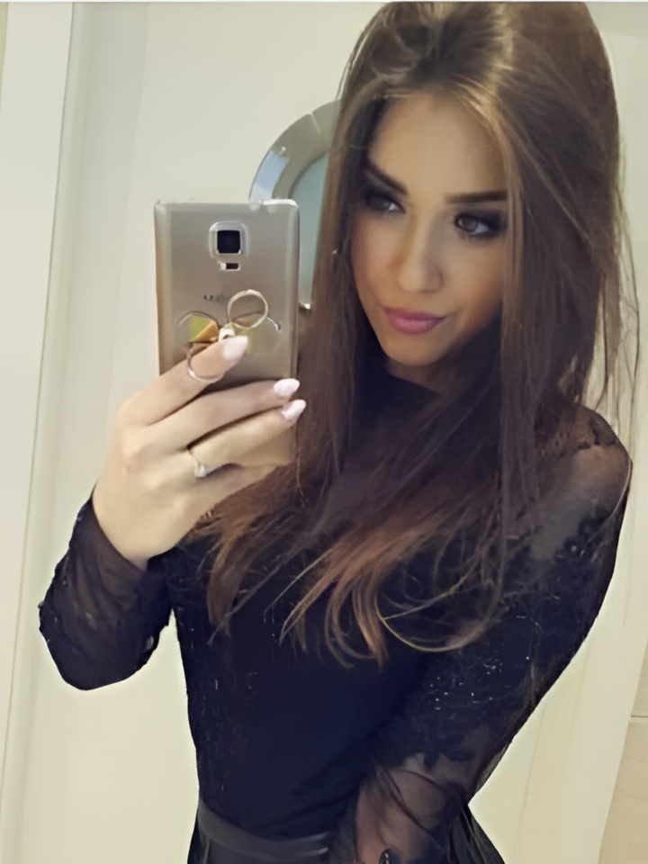 Аврора привлекальеная девушка из Поронайск цена от 5000 руб