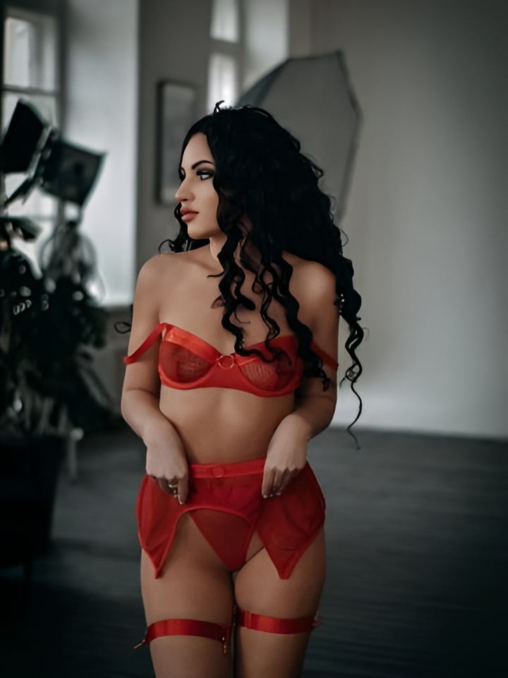 Елена привлекальеная девушка из Поронайск цена от 3000 руб