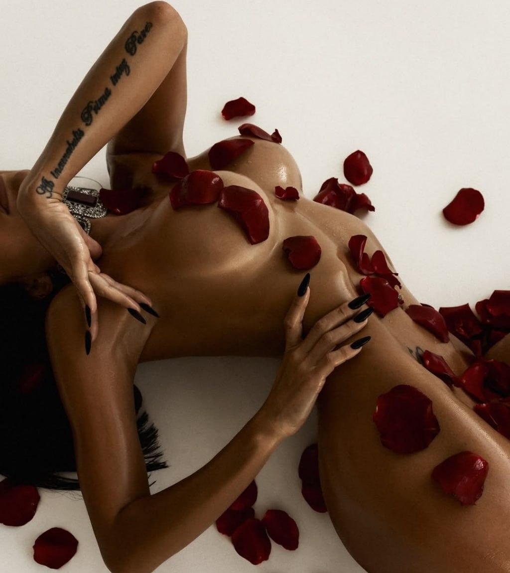 Светлана привлекальеная девушка из Поронайск цена от 8000 руб