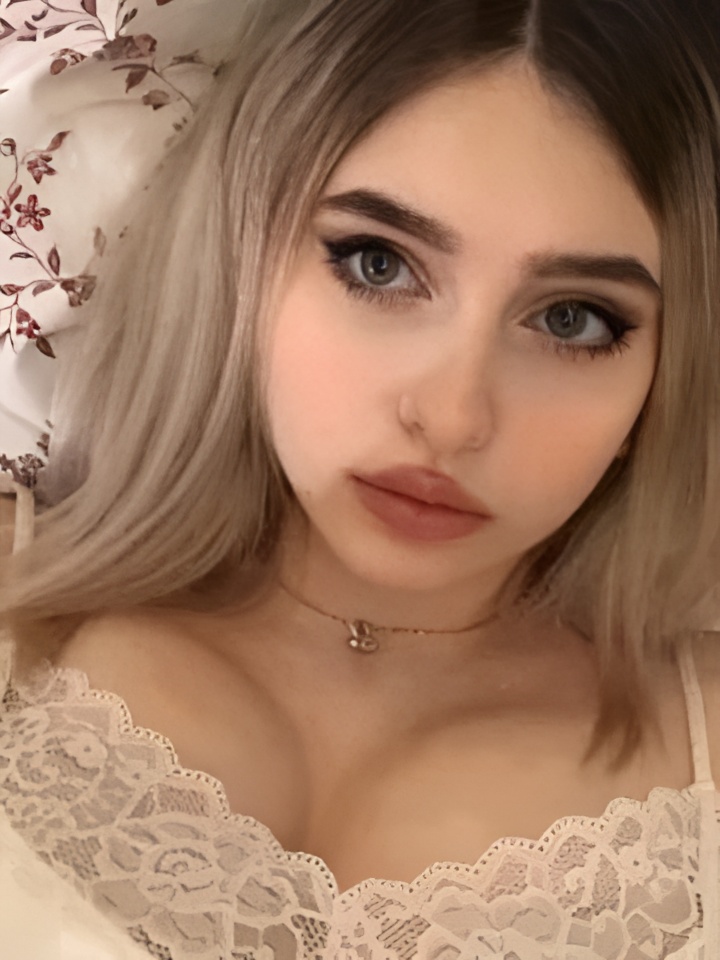 Индивидуалка Яна, доступна для личного знакомства от 3000 руб