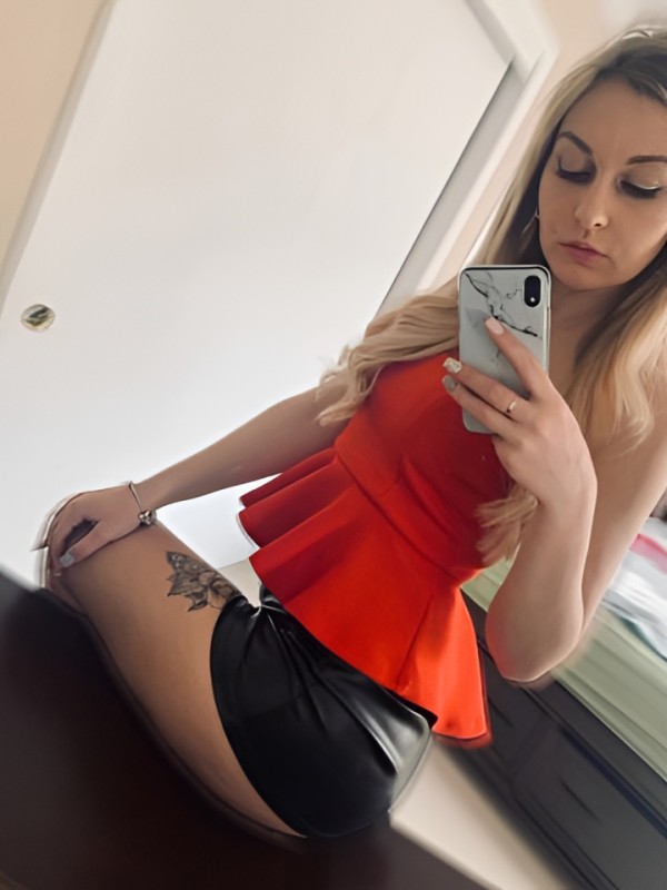 Дарья привлекательная девушка из Поронайск цена от 1500 руб