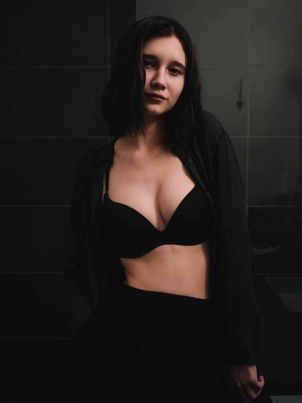 Галина привлекательная девушка из Поронайск цена от 3000 руб